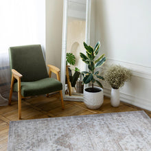 Load image into Gallery viewer, Cali Cilantro Accent Rug