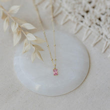 Load image into Gallery viewer, Glim Necklace Pink