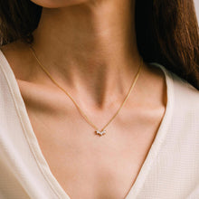 Load image into Gallery viewer, Crown Necklace