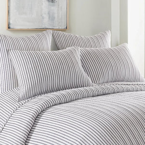 Charcoal Topaga Quilt Set