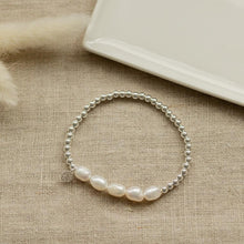 Load image into Gallery viewer, White Pearl Dixie Bracelet