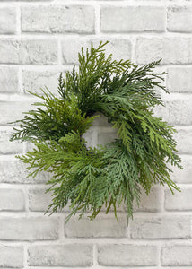 19" Fresh Touch Northern White Cedar Wreath