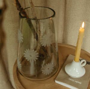 Daisy Glass Hurricane