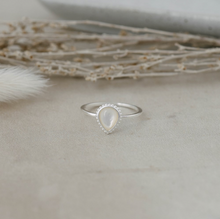 Load image into Gallery viewer, Silver Antoinette Ring