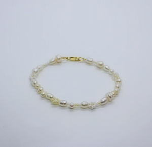 Ellie Pearl Bracelet