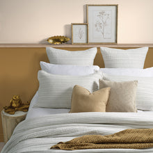 Load image into Gallery viewer, Corey Quilt with Stripes