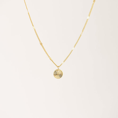 Everly Circle Necklace