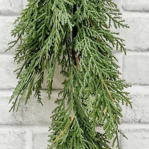 120" Fresh Touch Northern White Cedar Garland