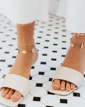 Load image into Gallery viewer, Gold Shelly Anklet