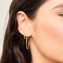 Load image into Gallery viewer, Lily Earrings