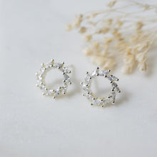 Load image into Gallery viewer, Solara Studs