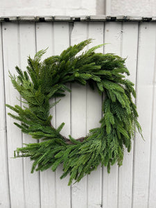 28" Fresh Touch Spruce & Cedar Wreath