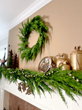 Load image into Gallery viewer, 60&quot; Fresh Touch Whispy Cedar Garland