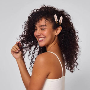 Cherry Print Creaseless Clips Set