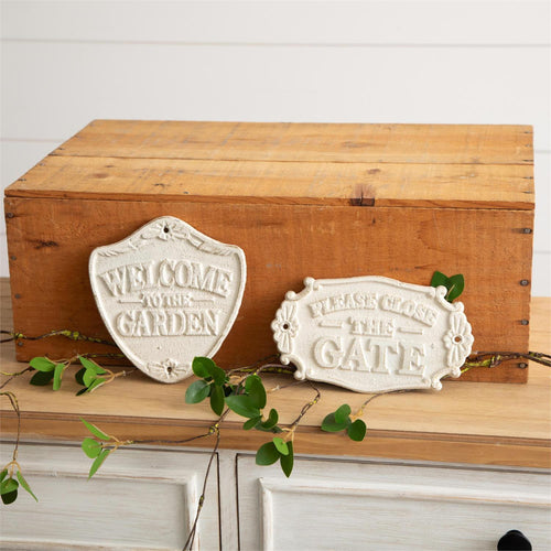 Welcome to Garden and Close Gate Signs