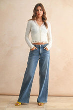 Load image into Gallery viewer, Audrey Lace Trim Detail Top