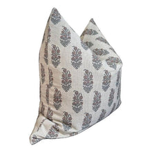 Load image into Gallery viewer, Wesley Pillow Cover