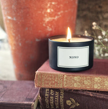 Load image into Gallery viewer, XOXO Candle
