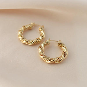 Jessie Hoop Earrings