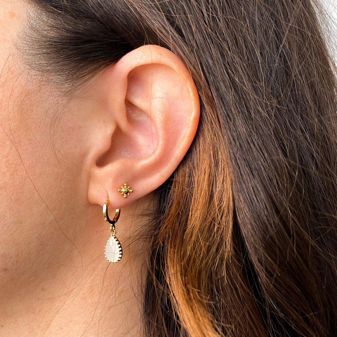 Dipo Cream Earrings