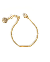 Load image into Gallery viewer, Gold Barrie Bar Chain Bracelet