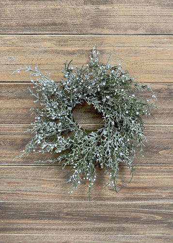 Glittered White Cedar & Berries Candle Ring