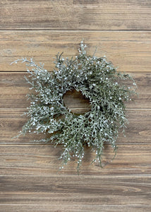 Glittered White Cedar & Berries Candle Ring