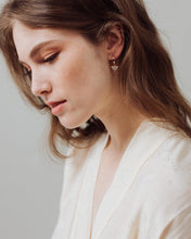 Load image into Gallery viewer, Harlowe Earrings