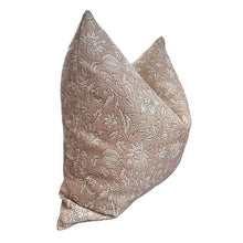 Load image into Gallery viewer, Goldie Pillow Cover