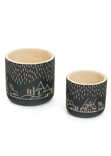 Black Winter Scene Pots