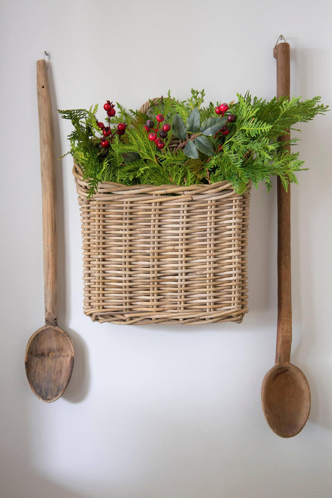 Wide Kubu Wall Basket